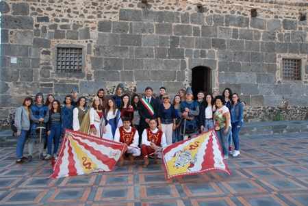 Gli alunni della V B del Liceo Classico “Spedalieri” rappresenteranno la Sicilia nel corso delle manifestazioni “Matera capitale europea della cultura 2019”