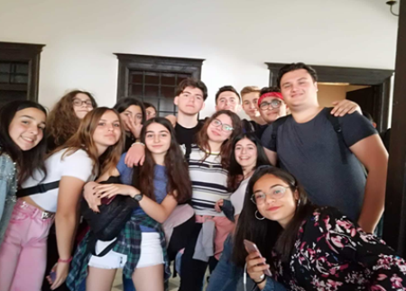 Gli studenti dell’Alberghiero “Karol Wojtyla” Catania per il progetto Erasmus+ Spielend Neues Lernen, accolti al “Gymansium Acharnon” in Grecia