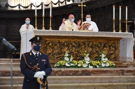 Celebrazione in cattedrale per il patrono della Polizia di Stato S. Michele Arcangelo. Premiato un baby poliziotto