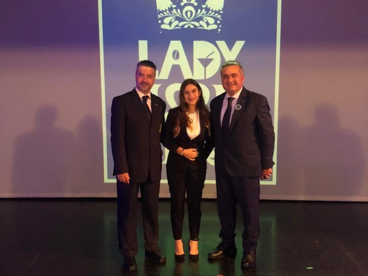 Premiata per il concorso “Lady Amarena” Aurora Grasso dell’Istituto Alberghiero “Karol Wojtyla di Catania, al teatro “Arena del Sole” di Bologna