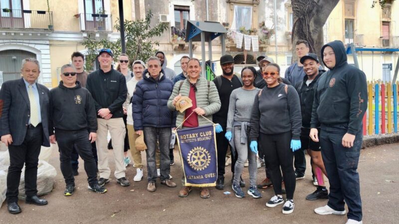 Service dei RC “Catania Duomo 150” e “Catania Ovest” e il GroG “Sicilia Lux Mundi”, supportati da 20 militari Usa di Sigonella in piazza Angelo Majorana a Catania