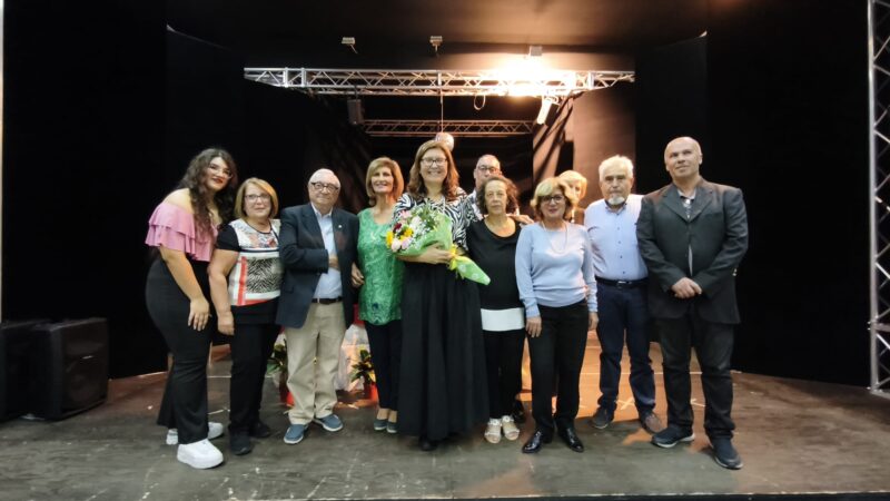 La proloco di Camporotondo Etneo compie 40′ anni e festeggia con istituzioni e cittadini nel teatro Comunale.